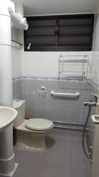 602 Ang Mo Kio Avenue 5, 602 Ang Mo Kio Avenue 5, Ang Mo Kio / Bishan / Thomson, Room Rental, 150 sqft, HDB Flat For Rent, by Jeffrey Lee, 23727280 - PropertyGuru.com.sg