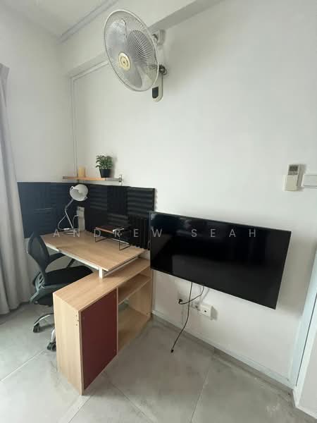 Crystal Lodge, 30 Geylang Lor 16, Room Rental, 200 sqft, Condominium For Rent, by Andrew Seah, 23727710 - PropertyGuru.com.sg