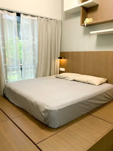 For Rent - The Orient