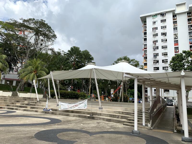 35 Telok Blangah Rise, 35 Telok Blangah Rise, 1,485 sqft, Shop / Shophouse For Sale, by Boren Ang, 23730982 - Foyer drop off at Telok Blangah Rise - CommercialGuru.com.sg