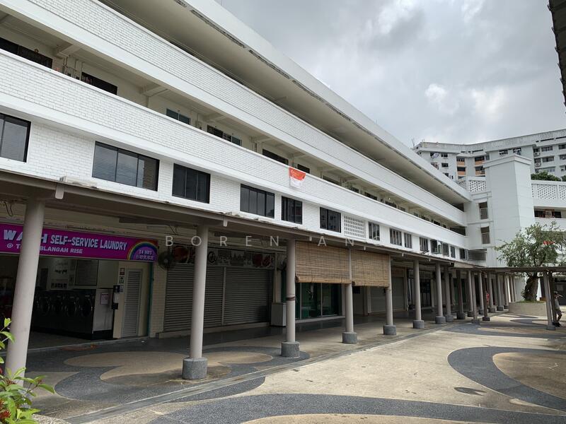35 Telok Blangah Rise, 35 Telok Blangah Rise, 1,485 sqft, Shop / Shophouse For Sale, by Boren Ang, 23730982 - View of vicinity and neighbouring shops - CommercialGuru.com.sg