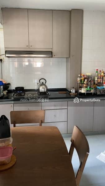 For Rent - 269B Queen Street
