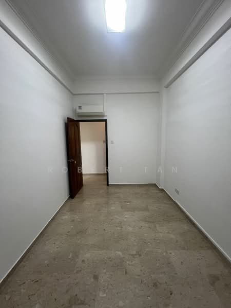 Eng Kong Green, 33 Eng Kong Crescent, 3 Bedrooms, 1,044 sqft, Condominium For Rent, by Robert Tan, 23732059 - PropertyGuru.com.sg