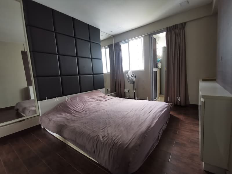 4 Lorong Lew Lian, 4 Lorong Lew Lian, 2 Bedrooms, 689 sqft, HDB Flat For Rent, by Jane He Shimin, 23732180 - PropertyGuru.com.sg