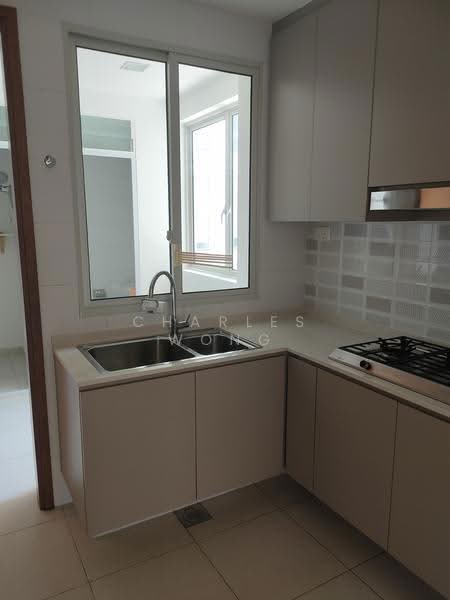 The Sea View, 37 Amber Road, East Coast / Marine Parade, 3 Bedrooms, 1,410 sqft, Condominium For Rent, by Charles Wong, 23732237 - Kitchen - PropertyGuru.com.sg