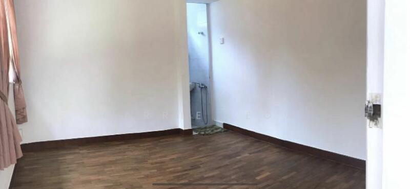 Wow lovely 2 storey sunset bungalow with pool & garden, Sunset drive, 4 Bedrooms, 5,000 sqft, Good Class Bungalow For Rent, by Carrie Leow, 23735138 - PropertyGuru.com.sg