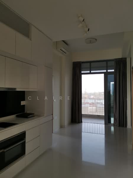 Spottiswoode Suites, 16 Spottiswoode Park Road, 2 Bedrooms, 581 sqft, Condominium For Rent, by Claire Tan, 23737320 - PropertyGuru.com.sg
