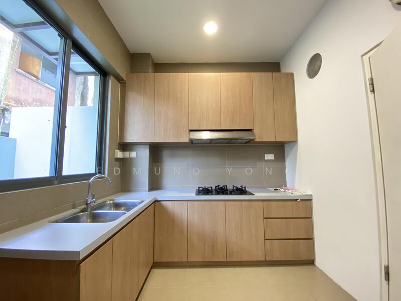 DISTRICT 26 | SPRINGLEAF GARDEN ESTATE | FREEHOLD 3 Storey Back To Back Semi Detached, , 5 Bedrooms, 5,711 sqft, Semi-Detached House For Sale, by Edmund Yong, 23737413 - PropertyGuru.com.sg
