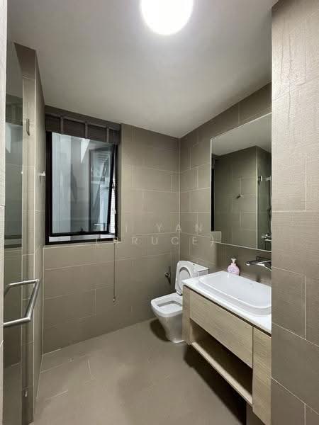 The Crest, 101 Prince Charles Crescent, Alexandra / Commonwealth, 3 Bedrooms, 1,313 sqft, Condominium For Rent, by Li Yan Bruce, 23740670 - PropertyGuru.com.sg