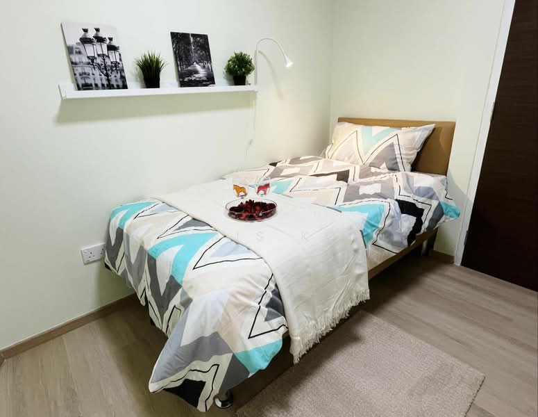 The Plaza, 7500A Beach Road, Room Rental, 100 sqft, Apartment For Rent, by Chris Koh, 23740886 - PropertyGuru.com.sg