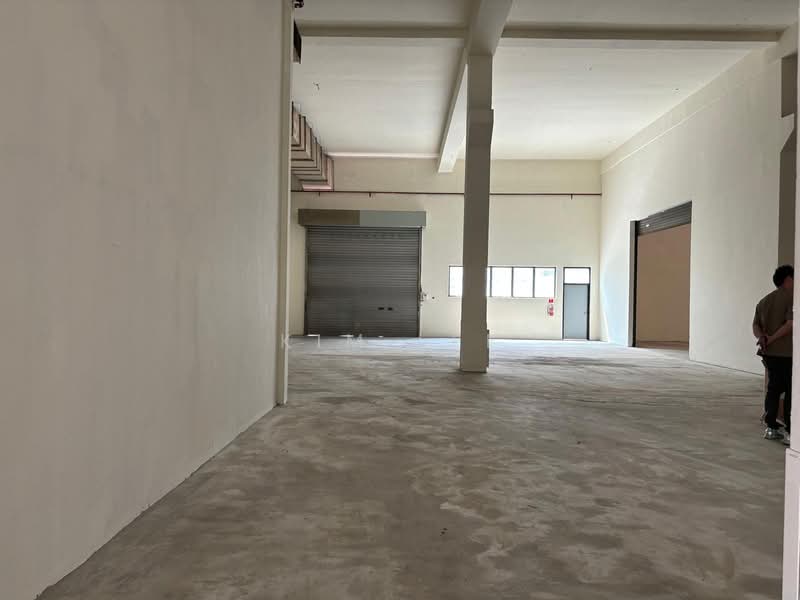 Loyang, Loyang, 4,950 sqft, Factory / Workshop (B2) For Rent, by Kim Lee, 23742591 - CommercialGuru.com.sg