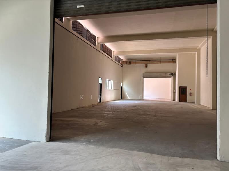 Loyang, Loyang, 4,950 sqft, Factory / Workshop (B2) For Rent, by Kim Lee, 23742591 - CommercialGuru.com.sg