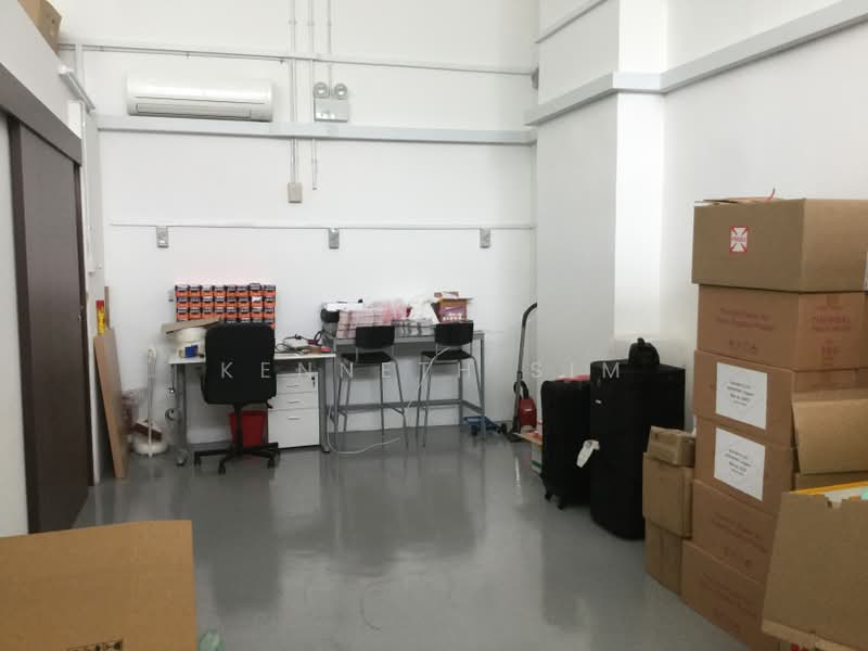 Oxley BizHub, 65 Ubi Road 1, 1,012 sqft, Light Industrial (B1) For Sale, by Kenneth Sim, 23743127 - CommercialGuru.com.sg