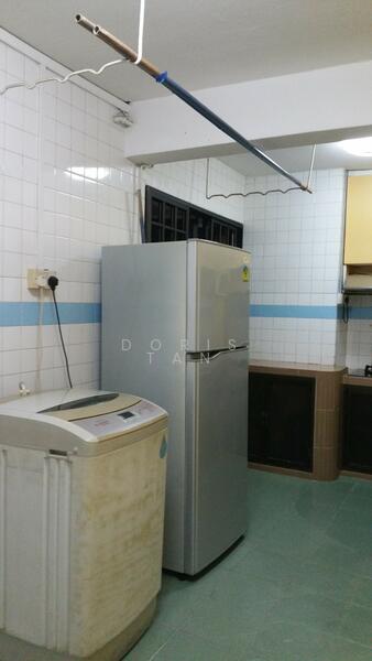 Fridge and washing machine 