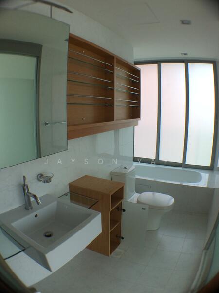 Leonie Suites Apartment For Sale at S$ 2,100,000 | PropertyGuru Singapore