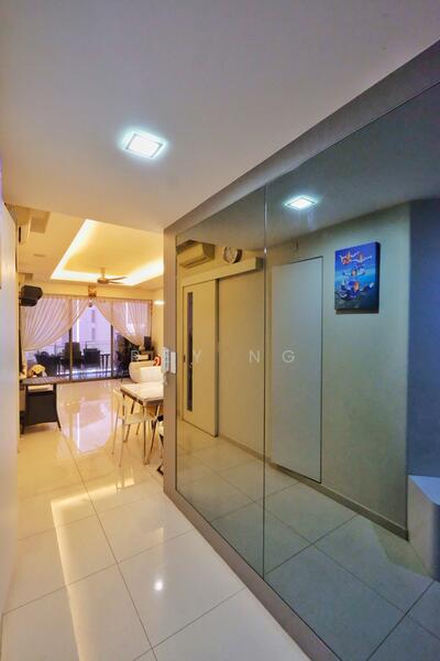 Miltonia Residences, 522 Miltonia Close, 3 Bedrooms, 1,173 sqft, Condominium For Sale, by Rey Ng, 23744411 - PropertyGuru.com.sg