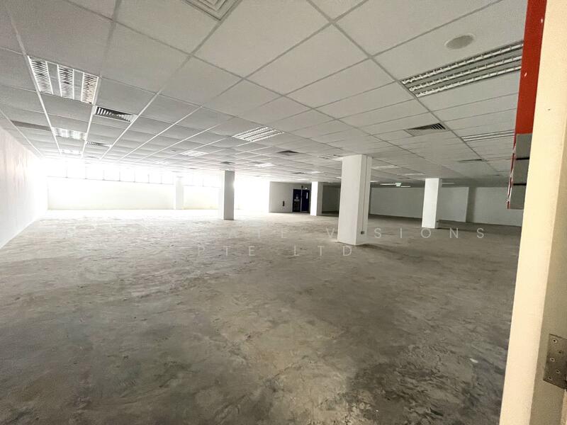 PAYA LEBAR BUSINESS SPACE. Semi-fitted. Tech Service, Call Ctr, Lift Lobby Frontage 5 mins walk MRT, Other Sizes: 5000+, 10500~15000 sqft can sub divide. CONTACT: +6596881177, 8,000 sqft, Light Industrial (B1) For Rent, by KOH HOONG TSE (ADRIAN), 23746534 - 5000 sqft Option with Aircon, Ceiling, Lights - CommercialGuru.com.sg