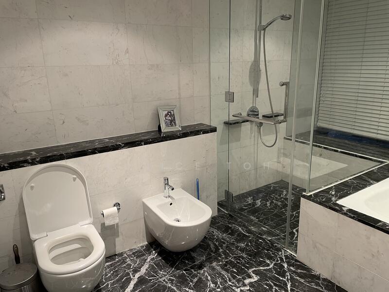 One Shenton, 1 Shenton Way, 4 Bedrooms, 5,963 sqft, Condominium For Rent, by Eunice Toh, 23747205 - PropertyGuru.com.sg