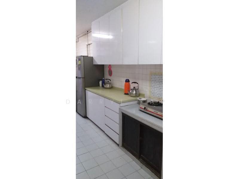 335 Serangoon Avenue 3, 335 Serangoon Avenue 3, Hougang / Punggol / Sengkang, Room Rental, 120 sqft, HDB Flat For Rent, by Darryl Yap, 23749852 - Kitchen - PropertyGuru.com.sg