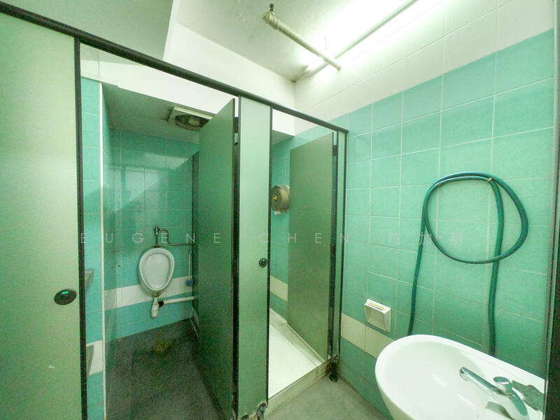 Toh Guan Centre, 21 Toh Guan Road East, Boon Lay / Jurong / Tuas, 1,200 sqft, Factory / Workshop (B2) For Rent, by Eugene Chen 陈加明, 23750943 - CommercialGuru.com.sg