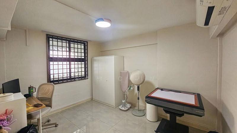11 Holland Drive, 11 Holland Drive, Tanglin / Holland / Bukit Timah, 2 Bedrooms, 700 sqft, HDB Flat For Rent, by Sam Chin, 23751713 - Interior - PropertyGuru.com.sg