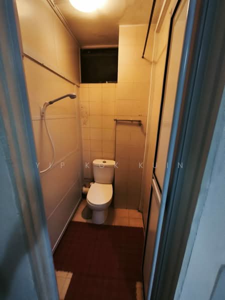 Wu De Building, 6A Beatty Road, Room Rental, 100 sqft, Apartment For Rent, by Yip Kok Kuin, 23756524 - PropertyGuru.com.sg