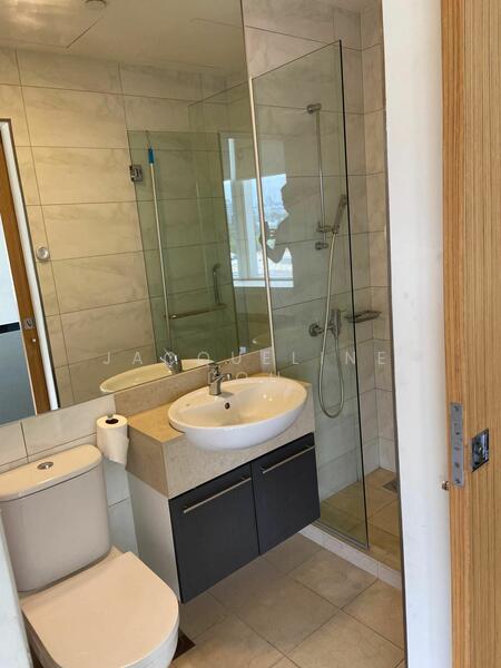The Central, 6 Eu Tong Sen Street, 743 sqft, Office For Rent, by Jacqueline Loh, 23756534 - CommercialGuru.com.sg
