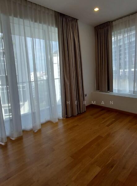 The Peak @ Cairnhill II, 61 Cairnhill Circle, 2 Bedrooms, 829 sqft, Apartment For Rent, by Ella Sherman, 23758900 - PropertyGuru.com.sg