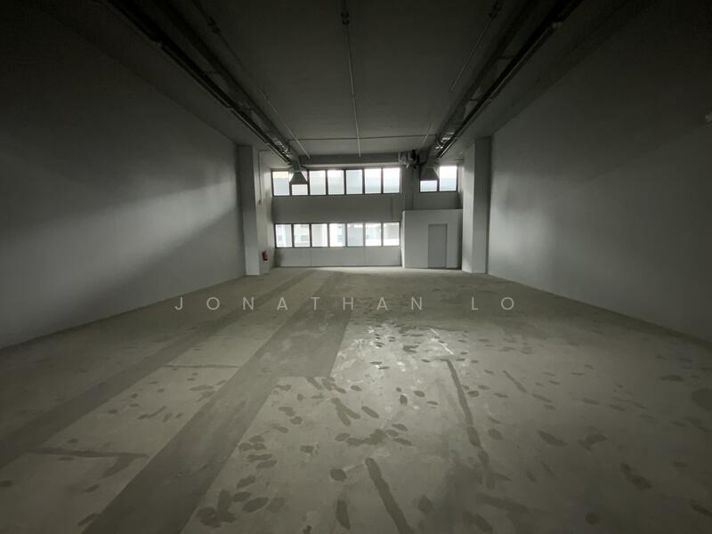 Carros Centre, 60 JALAN LAM HUAT, 1,679 sqft, Factory / Workshop (B2) For Sale, by Jonathan Lo, 23759327 - CommercialGuru.com.sg
