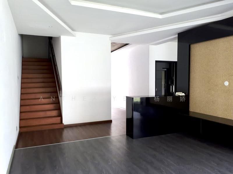 9 Seletar crescent, Seletar crescent, Seletar / Yio Chu Kang, 3 Bedrooms, 2,800 sqft, Semi-Detached House For Rent, by Anthea Yeo 杨丽娇, 23762358 - PropertyGuru.com.sg
