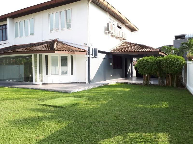 9 Seletar crescent, Seletar crescent, Seletar / Yio Chu Kang, 3 Bedrooms, 2,800 sqft, Semi-Detached House For Rent, by Anthea Yeo 杨丽娇, 23762358 - PropertyGuru.com.sg