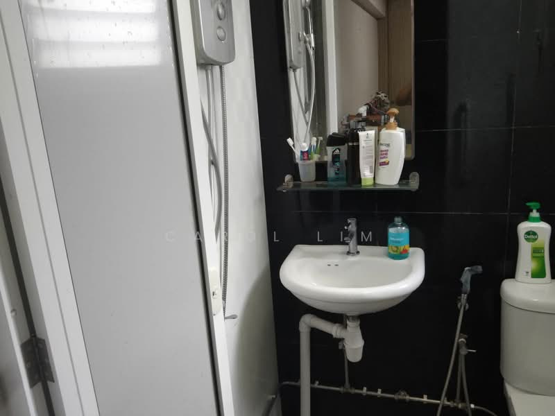 350 Clementi Avenue 2, 350 Clementi Avenue 2, Room Rental, 150 sqft, HDB Flat For Rent, by Carol Lim, 23763305 - PropertyGuru.com.sg