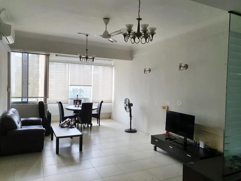 Living dining area