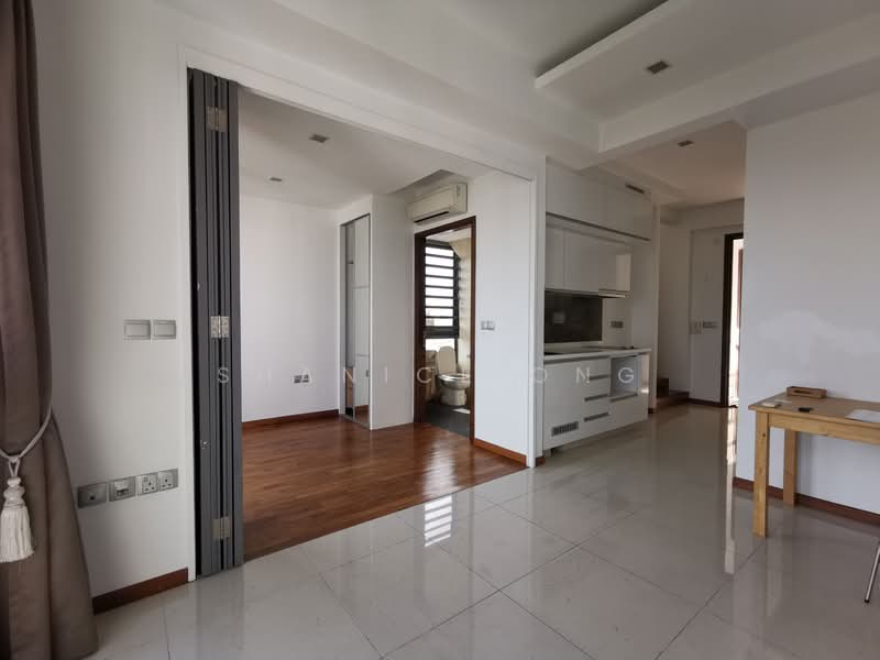 Sims Edge, 1 Geylang East Avenue 2, 2 Bedrooms, 872 sqft, Condominium For Rent, by Shanice ONG, 23766067 - Ensuite room with wooden foldable sliding door  - PropertyGuru.com.sg