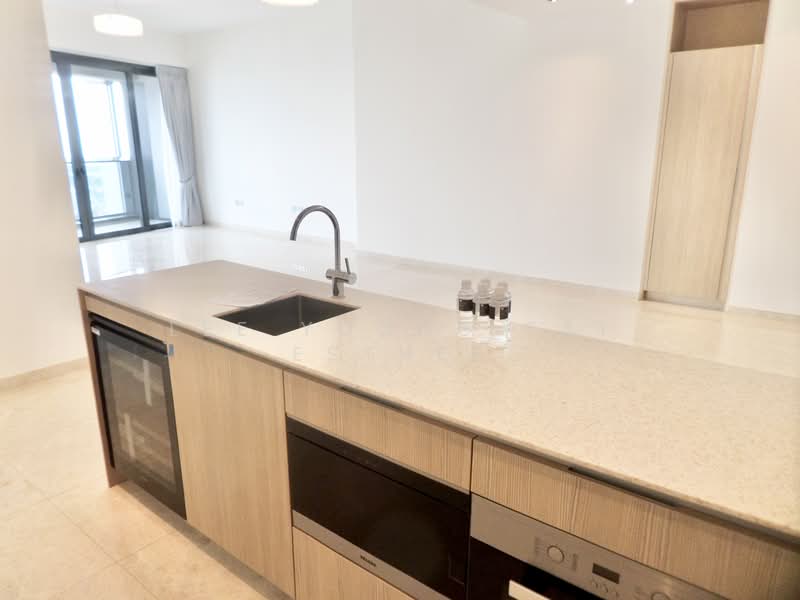 DUO Residences, 1 Fraser Street, 3 Bedrooms, 1,722 sqft, Apartment For Sale, by Lee Yoong Tai Esther, 23767405 - wine fridge - PropertyGuru.com.sg