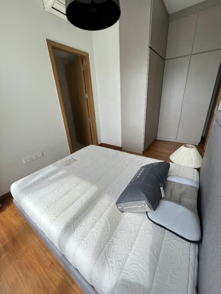 18 Woodsville Condominium For Sale at S$ 1,500,000 | PropertyGuru Singapore