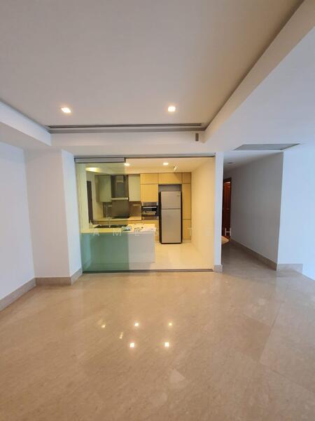 Bright and modern kitchen