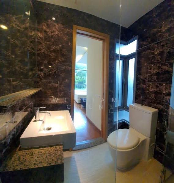 Viz at Holland, 221 Queensway, Tanglin / Holland / Bukit Timah, 2 Bedrooms, 818 sqft, Condominium For Rent, by William Chen, 23770057 - PropertyGuru.com.sg