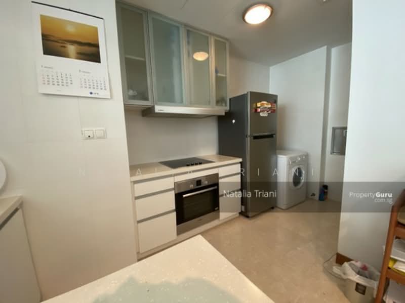 One Oxley Rise, 1 Oxley Rise, 1 Bedroom, 753 sqft, Apartment For Sale, by Natalia Triani, 23770195 - Open concept kitchen - PropertyGuru.com.sg