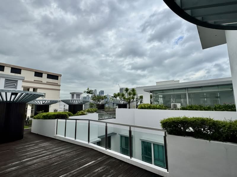 One Oxley Rise, 1 Oxley Rise, 1 Bedroom, 753 sqft, Apartment For Sale, by Natalia Triani, 23770195 - PropertyGuru.com.sg