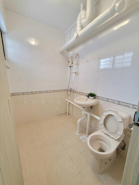 Master Attached Bath