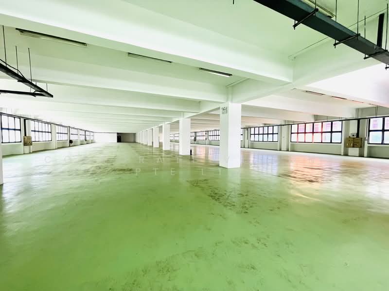 ENTIRE BUILDING FOR LEASE: OWN GROUND FLOOR Storage, Production, Corporate HQ Office. Open Parking, Tampines/ Bedok/ Simei CONTACT: +6596881177 Adrian.Koh@corporatevisions.com.sg, Eunos / Geylang / Paya Lebar, 90,000 sqft, Factory / Workshop (B2) For Rent, by ADRIAN KOH HT, 23773066 - CommercialGuru.com.sg