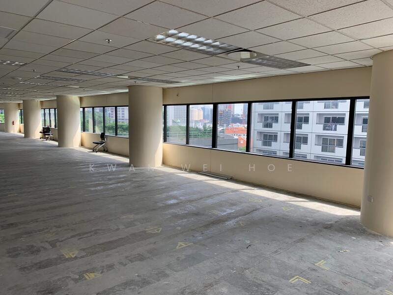 Raffles City Tower, 250 North Bridge Road, 10,700 sqft, Office For Rent, by Kwan Wei Hoe, 23774116 - CommercialGuru.com.sg