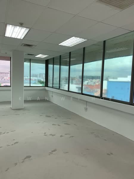 Raffles City Tower, 250 North Bridge Road, 10,700 sqft, Office For Rent, by Kwan Wei Hoe, 23774116 - CommercialGuru.com.sg