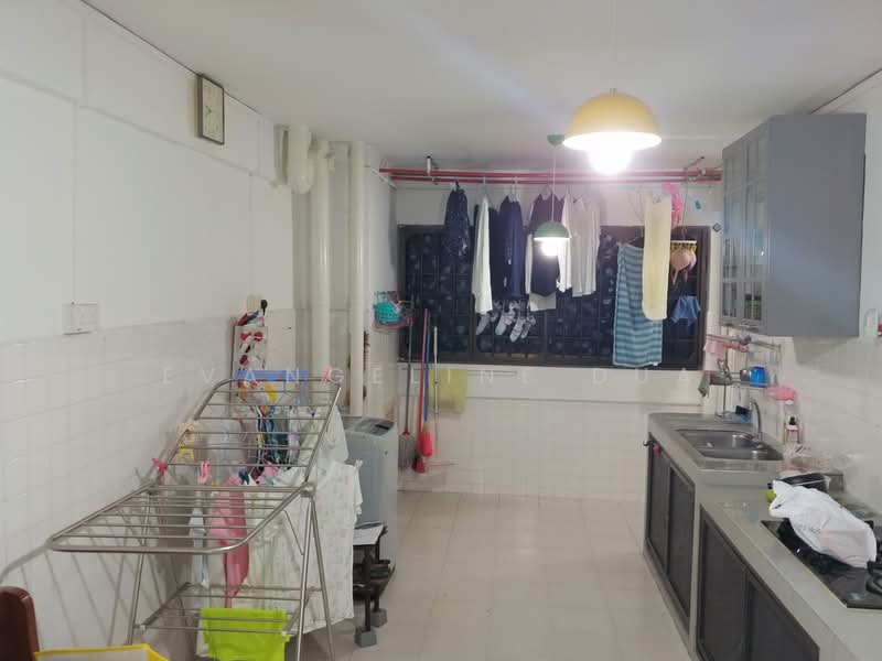 702 West Coast Road, 702 West Coast Road, 2 Bedrooms, 721 sqft, HDB Flat For Rent, by Evangeline Dua, 23774944 - PropertyGuru.com.sg
