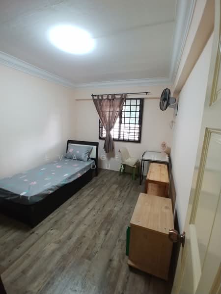 702 West Coast Road, 702 West Coast Road, 2 Bedrooms, 721 sqft, HDB Flat For Rent, by Evangeline Dua, 23774944 - PropertyGuru.com.sg
