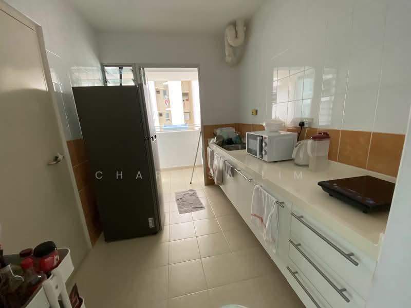 61A Strathmore Avenue, 61A Strathmore Avenue, Room Rental, 100 sqft, HDB Flat For Rent, by Charissa Lim, 23775529 - PropertyGuru.com.sg
