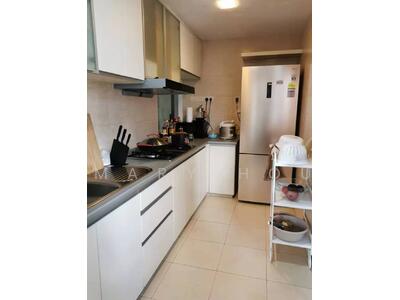 For Rent - The Lakeshore