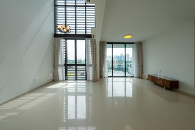 For Sale - The Crest