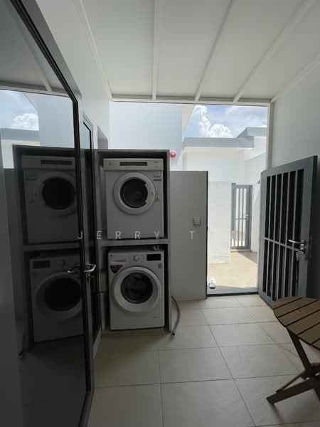 iSuites @ Palm, 26 GLASGOW ROAD, 1 Bedroom, 400 sqft, Condominium For Rent, by Jerry Tay, 23777818 - PropertyGuru.com.sg